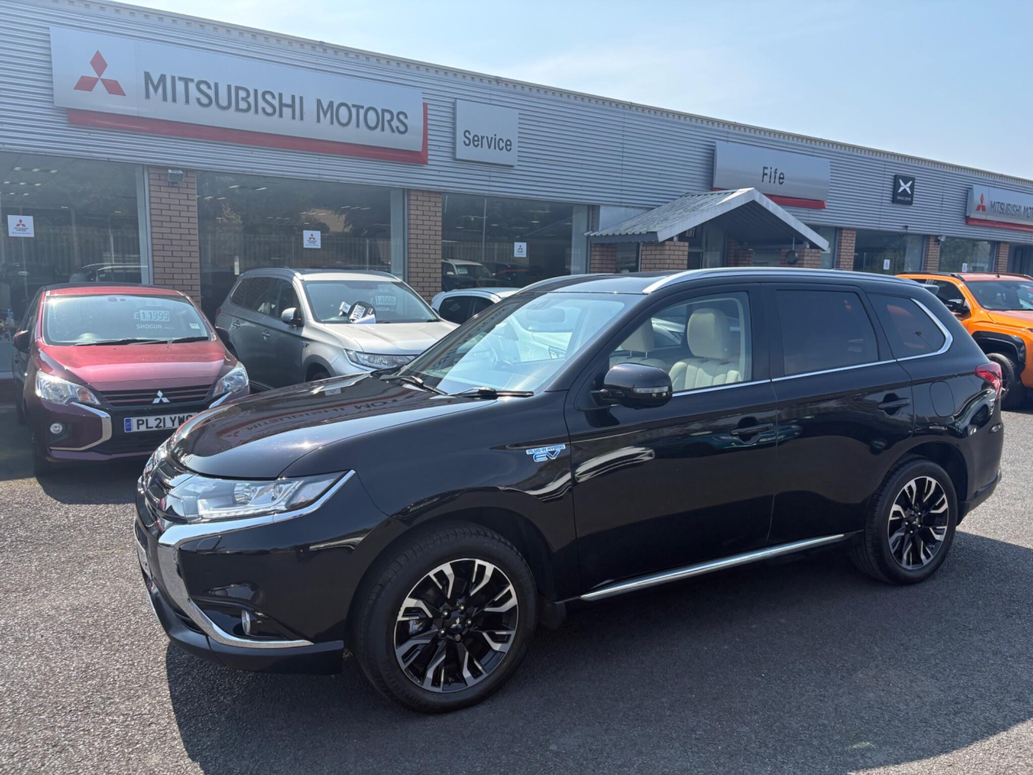 Mitsubishi Outlander