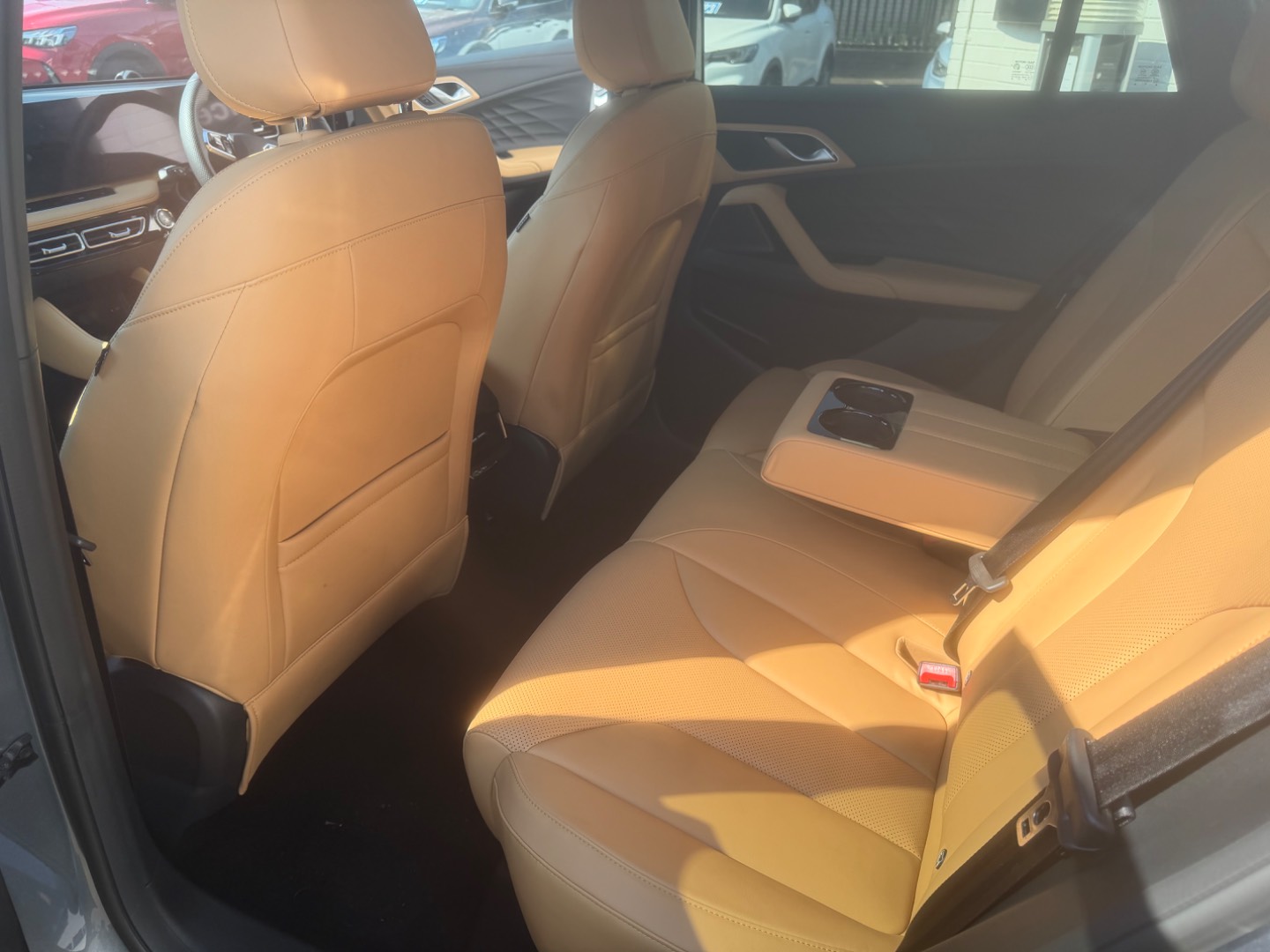 MG Motor UK HS