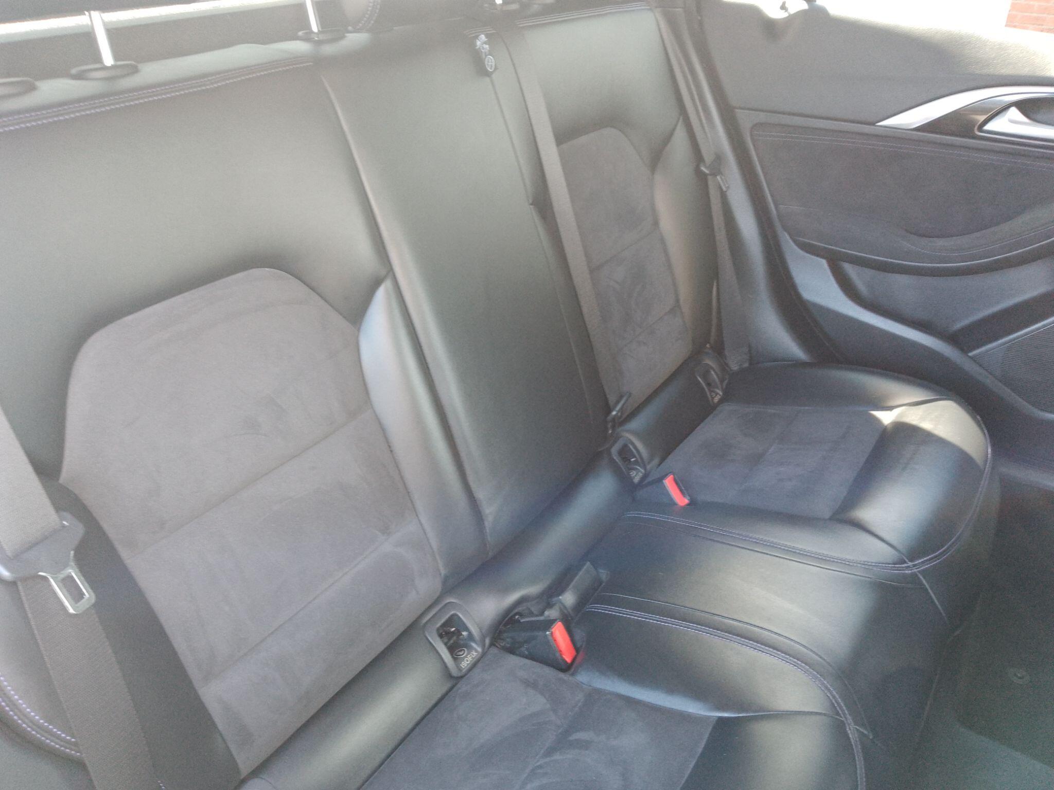 Infiniti Q30