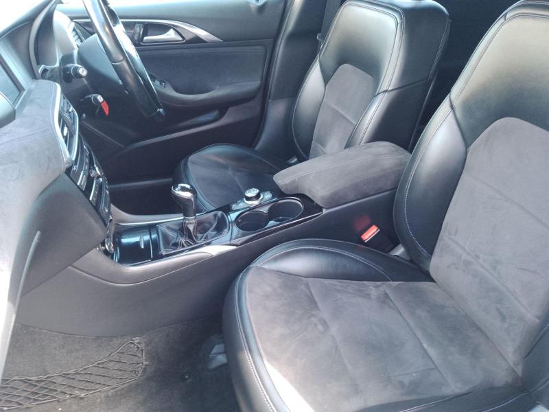 Infiniti Q30
