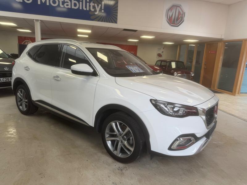 MG Motor UK HS