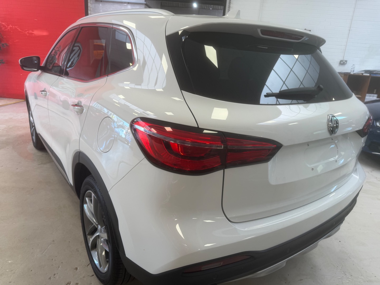 MG Motor UK HS