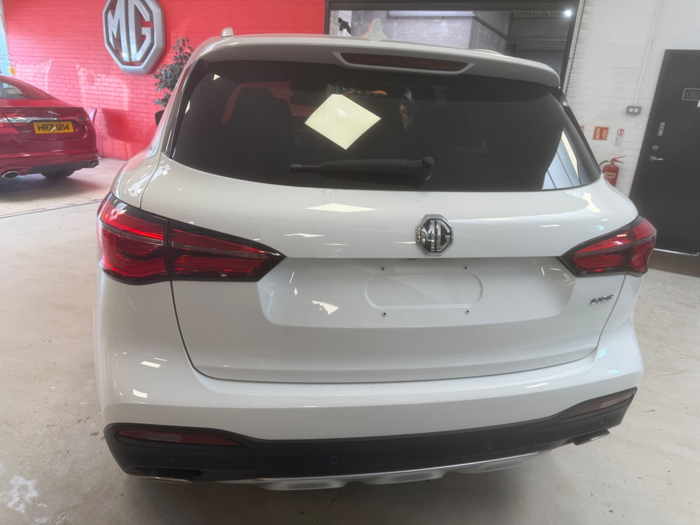 MG Motor UK HS