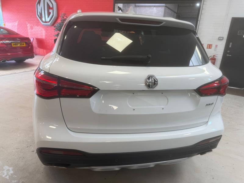 MG Motor UK HS