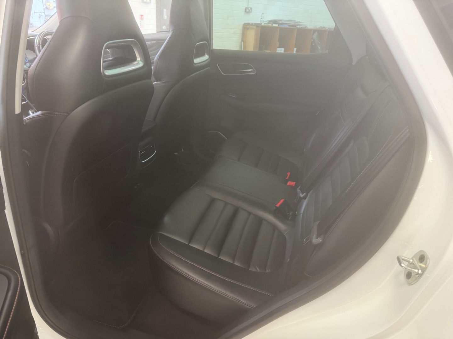 MG Motor UK HS
