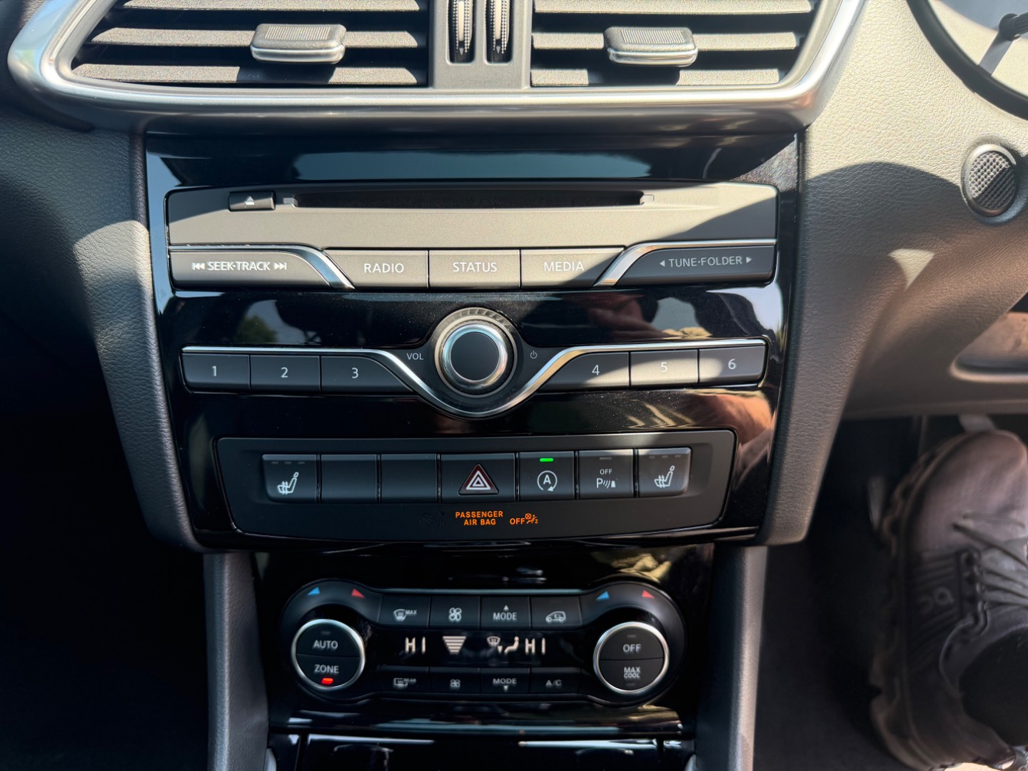 Infiniti Qx30