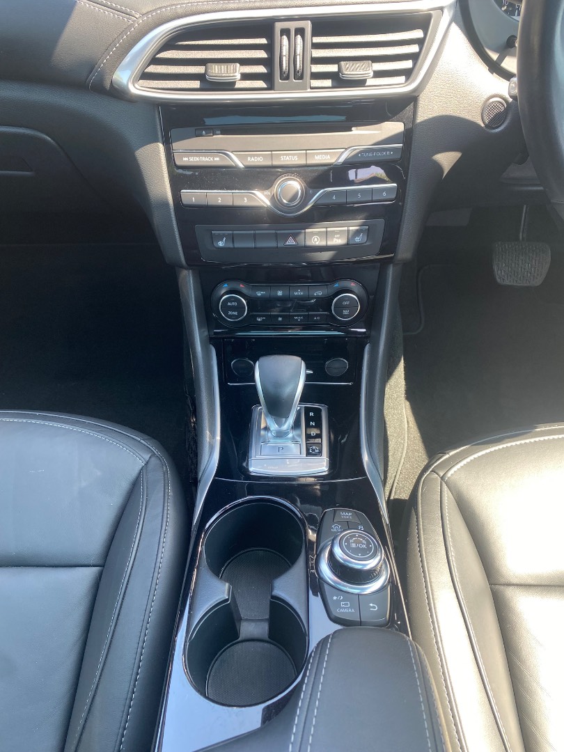Infiniti Qx30
