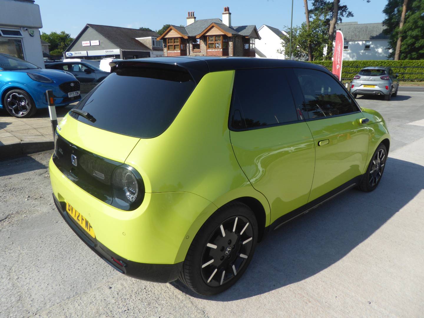 Honda Honda E