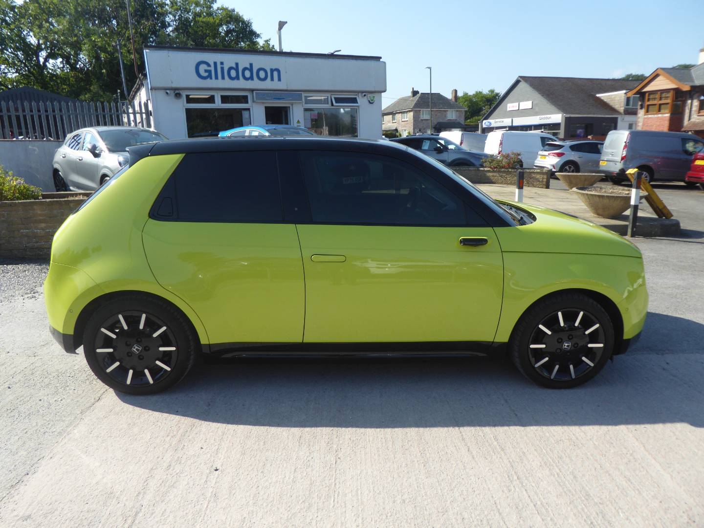 Honda Honda E