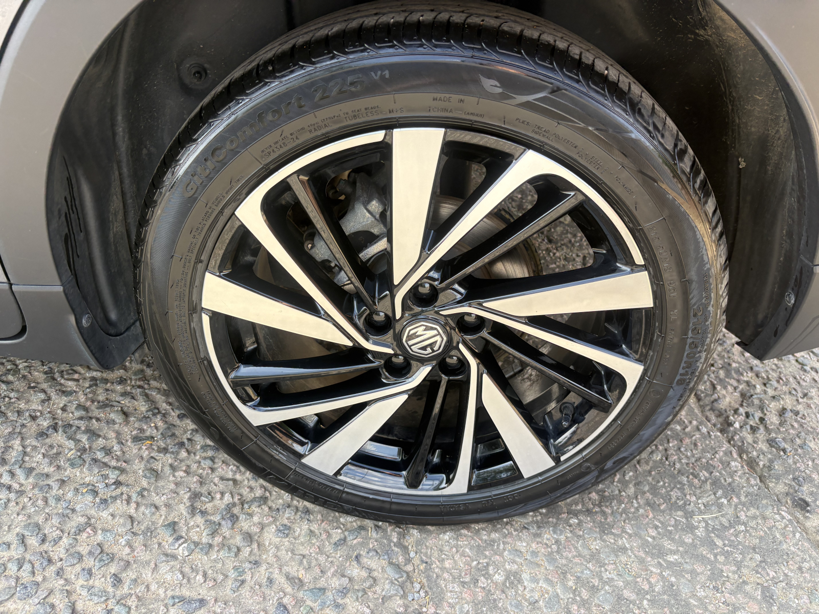 MG Motor UK ZS