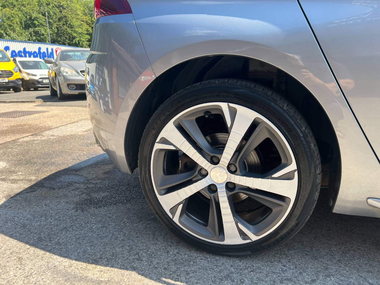 Peugeot 308