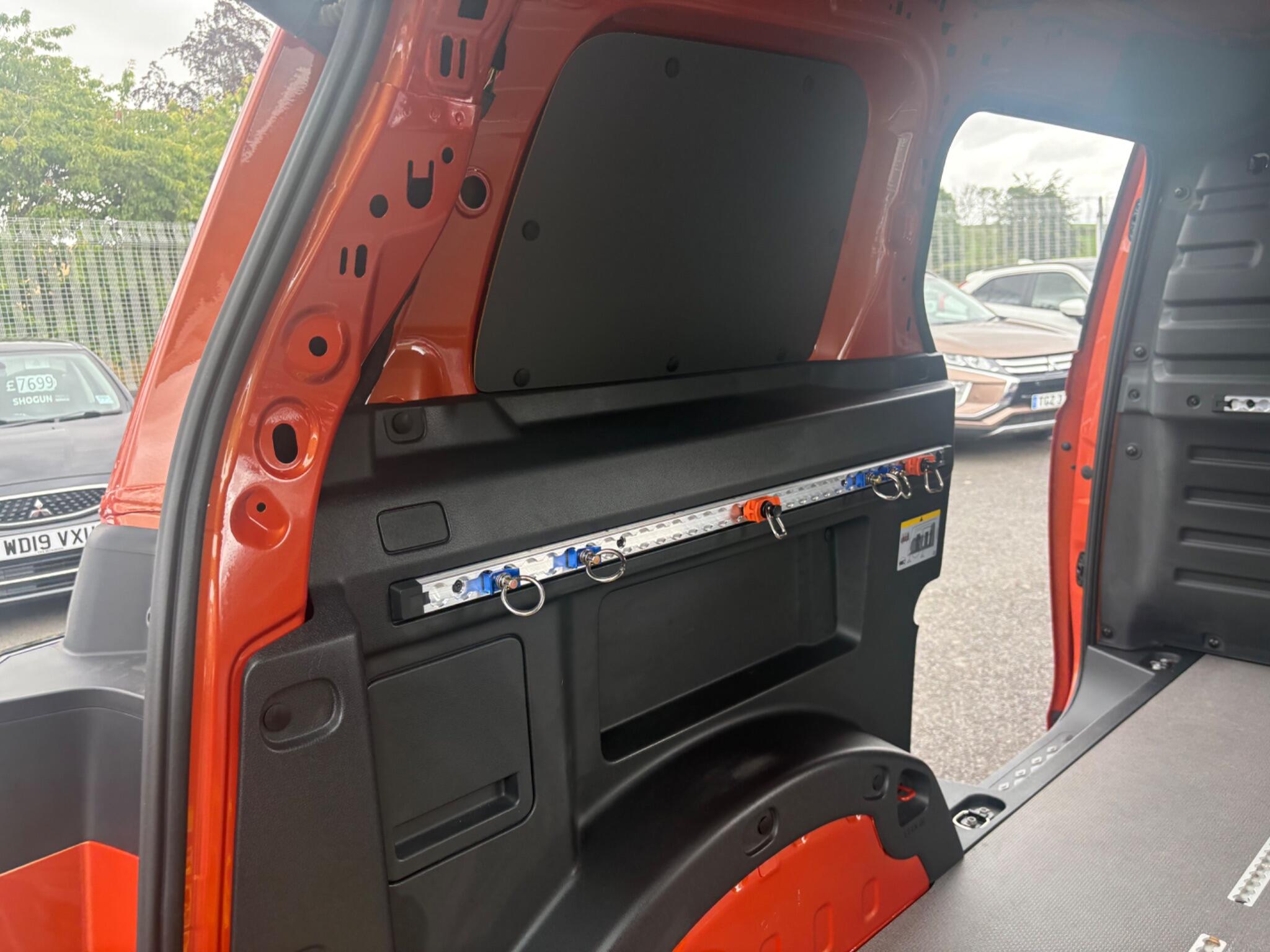 Volkswagen ID. Buzz Cargo