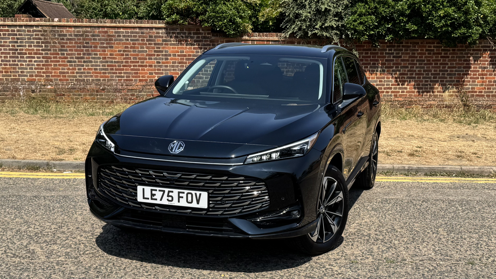 MG Motor UK HS