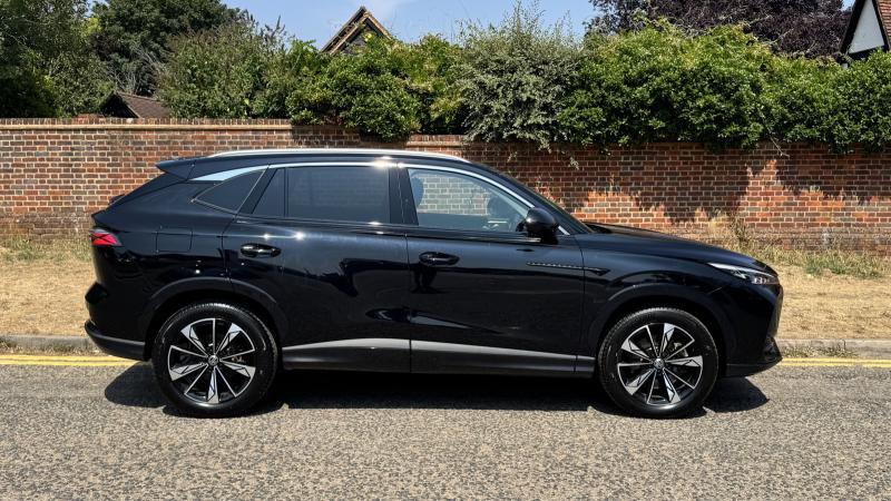 MG Motor UK HS