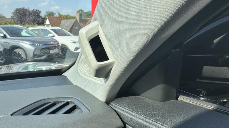 MG Motor UK HS