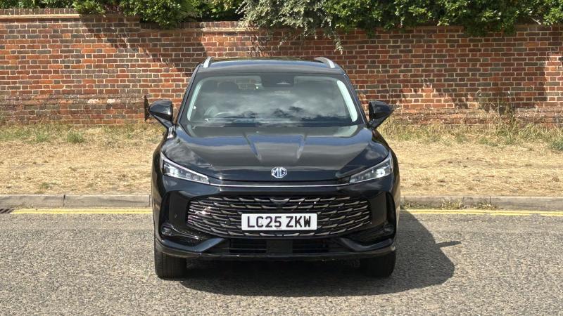 MG Motor UK HS