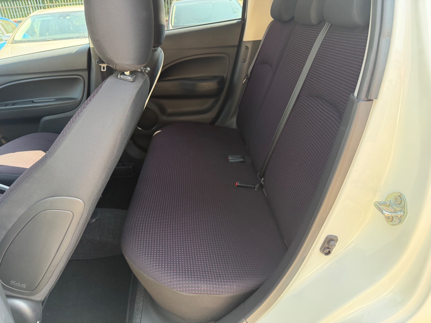Mitsubishi Mirage