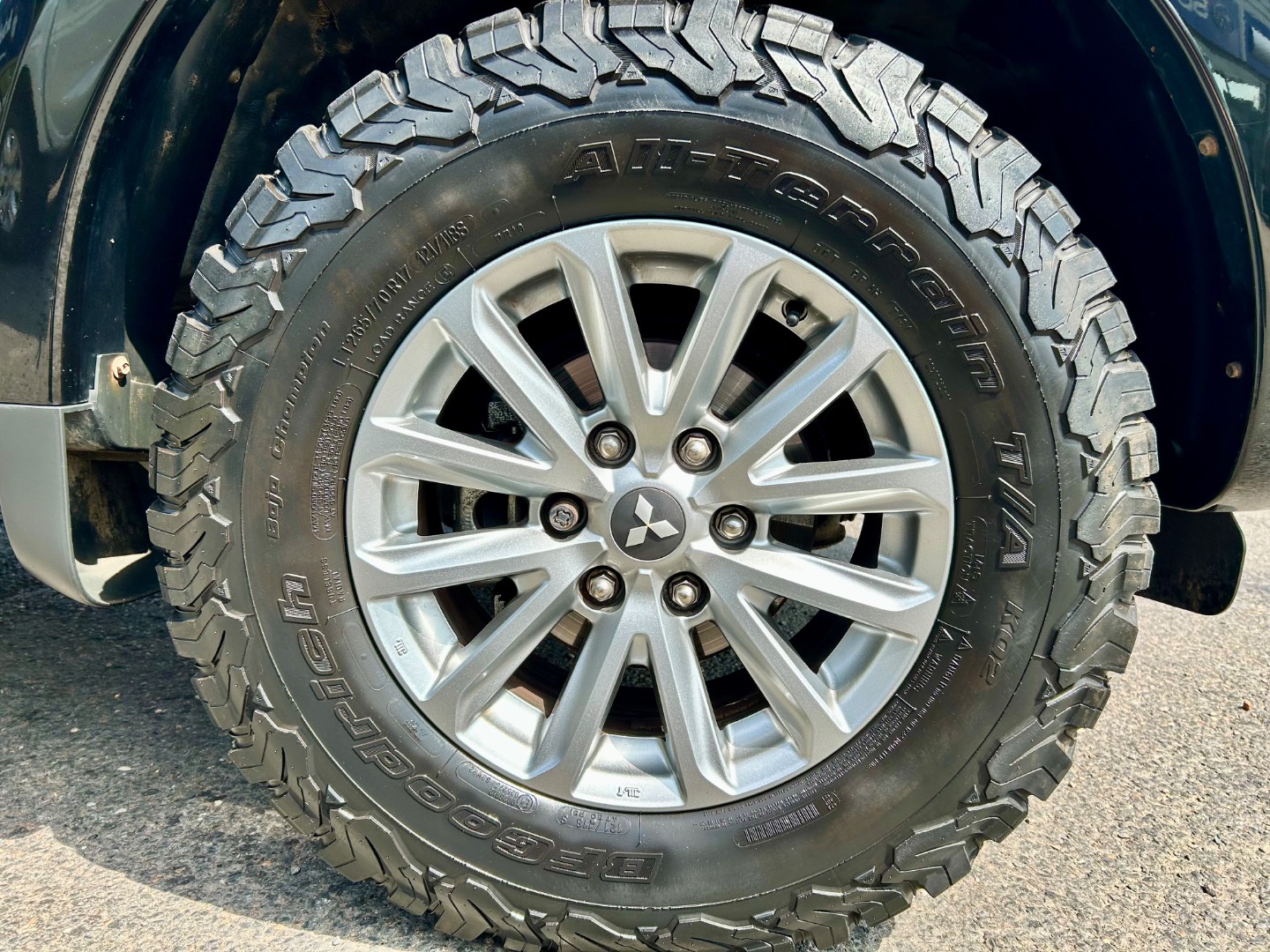 Mitsubishi L200