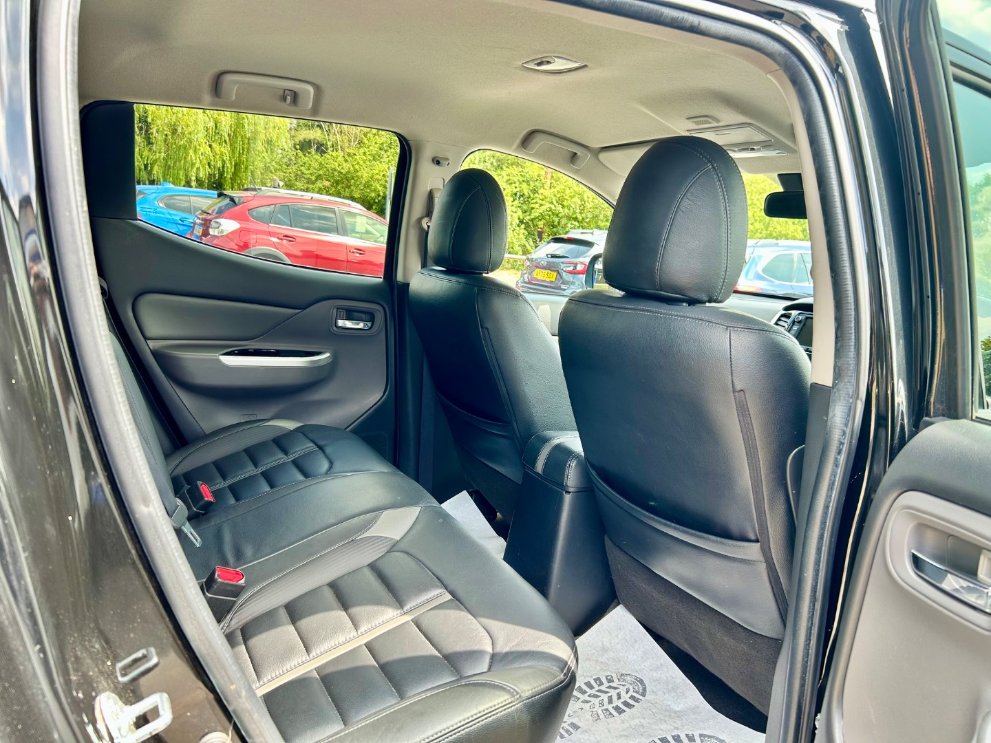 Mitsubishi L200