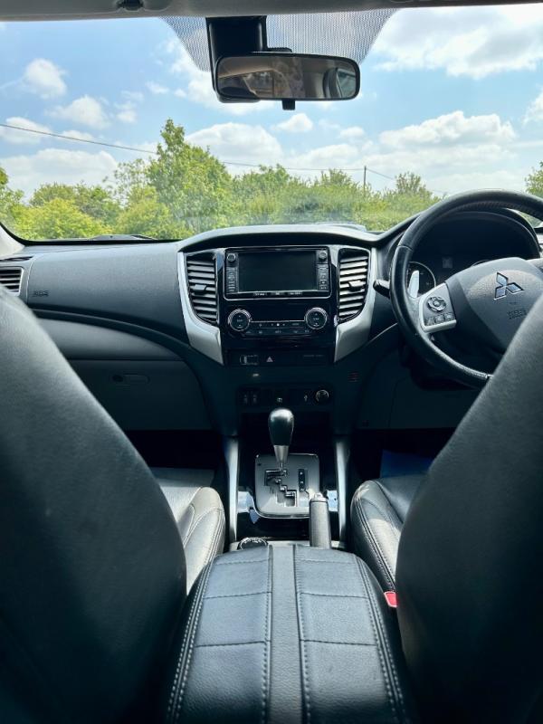 Mitsubishi L200