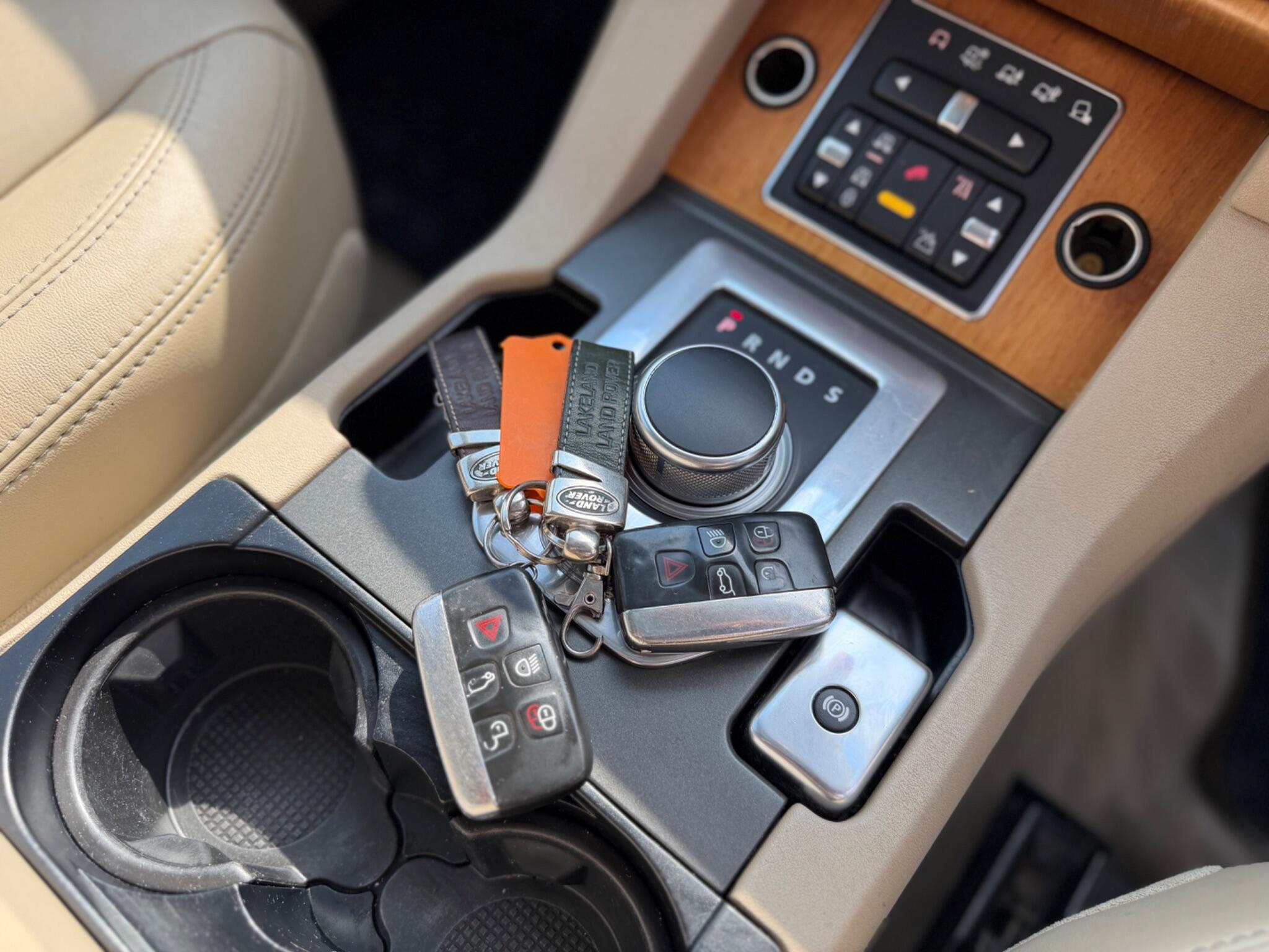 Land Rover Discovery 4