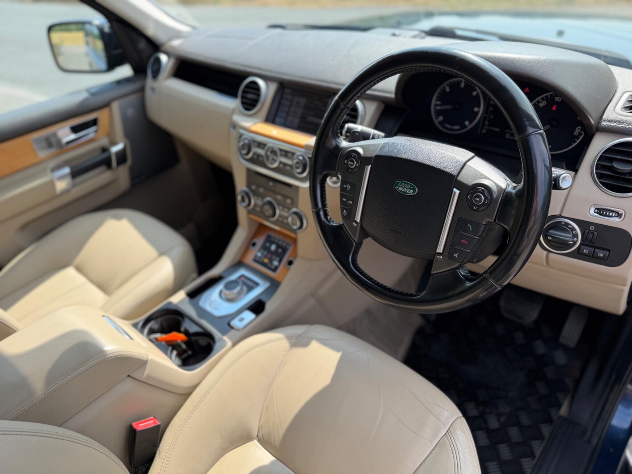 Land Rover Discovery 4
