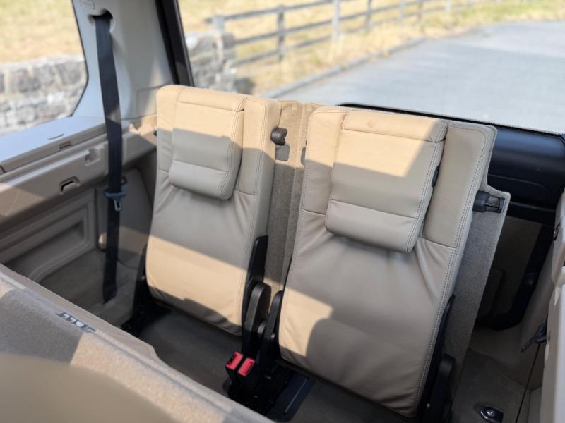Land Rover Discovery 4
