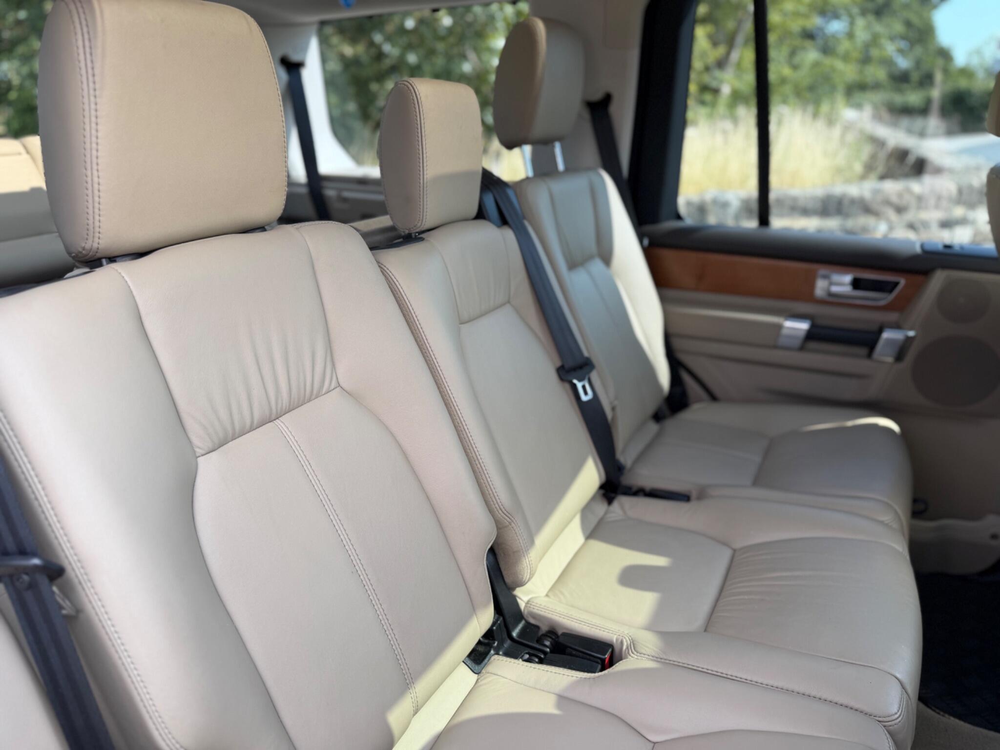Land Rover Discovery 4