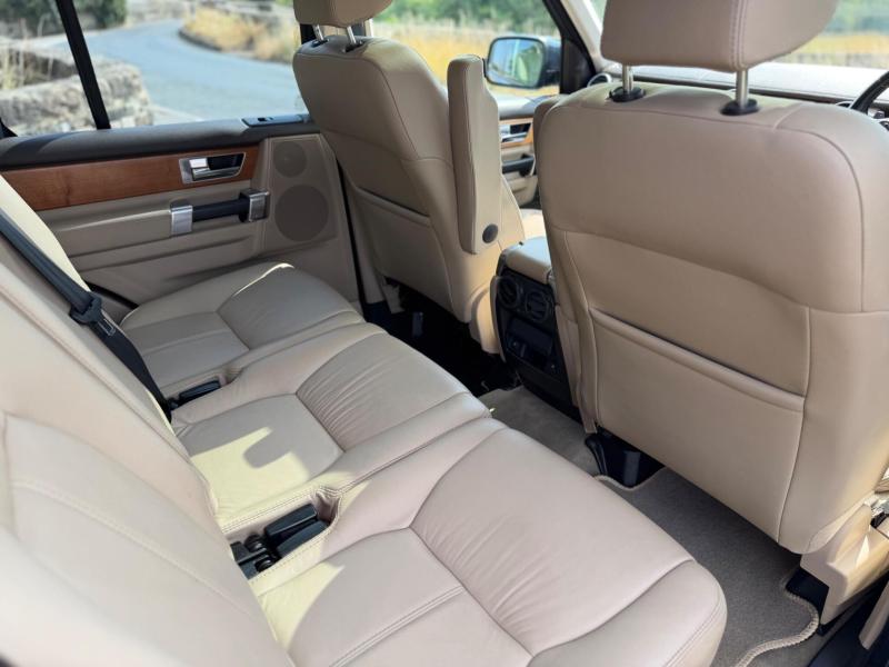 Land Rover Discovery 4