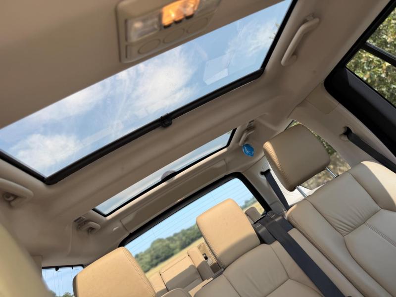 Land Rover Discovery 4