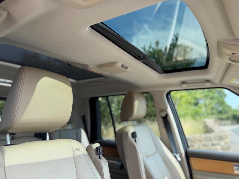 Land Rover Discovery 4