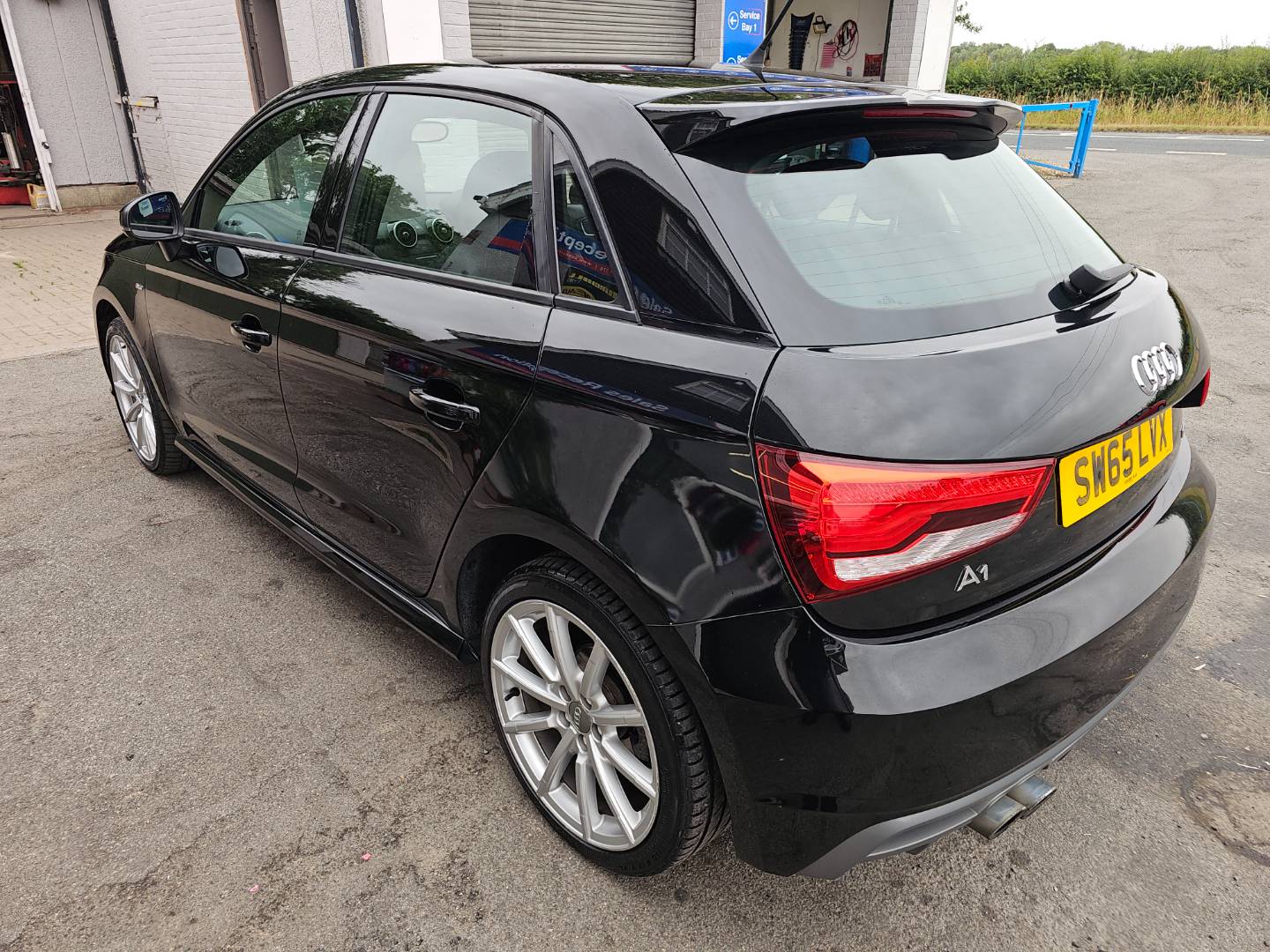 Audi A1
