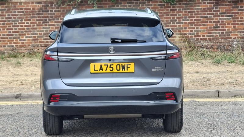 MG Motor UK HS
