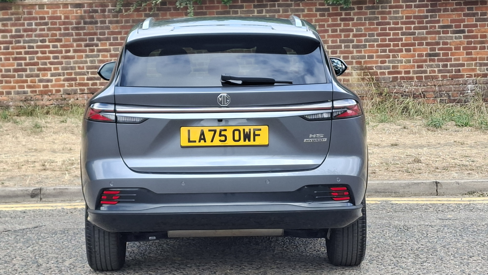 MG Motor UK HS