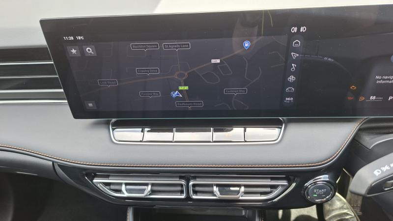 MG Motor UK HS