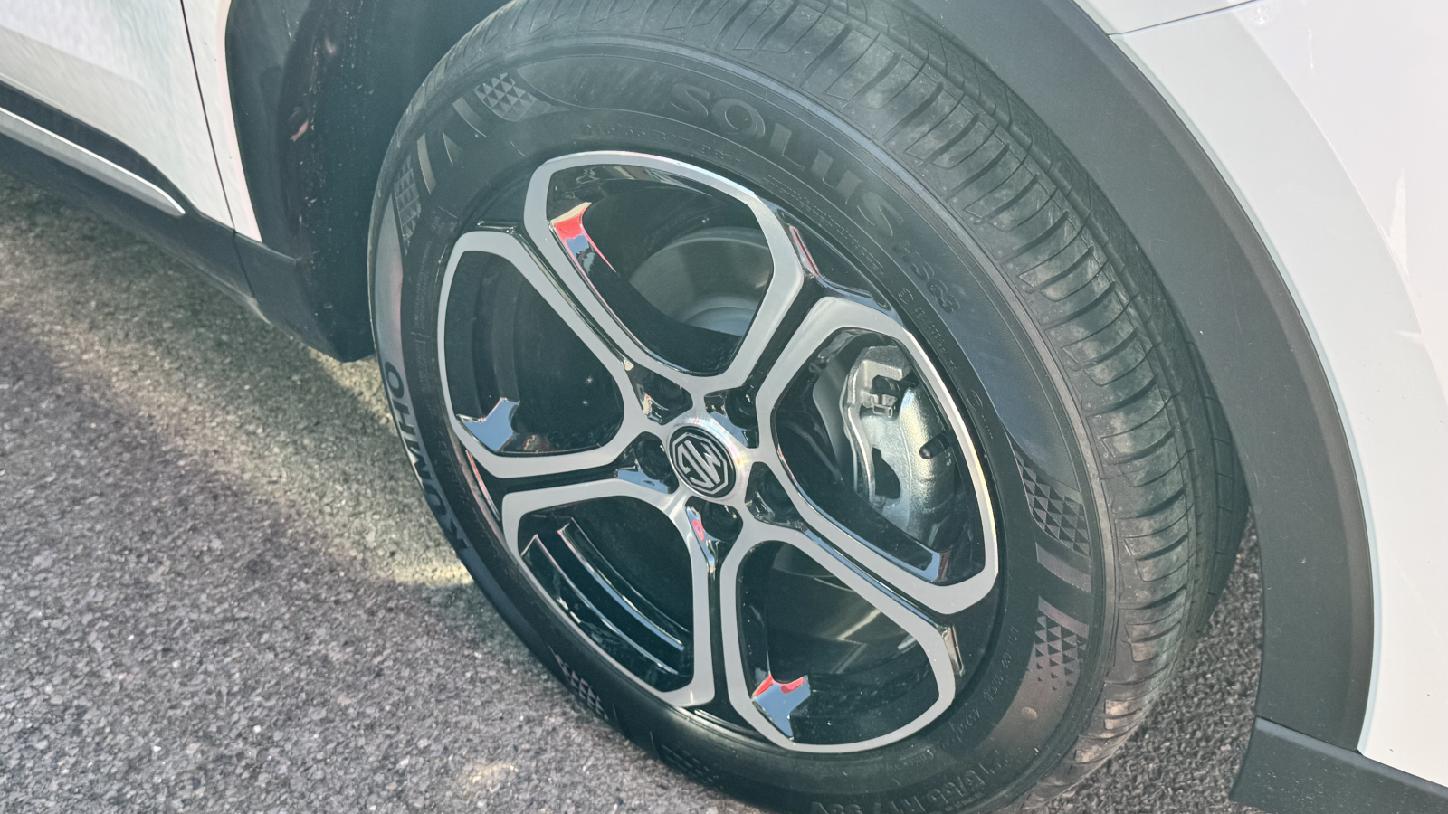 MG Motor UK ZS