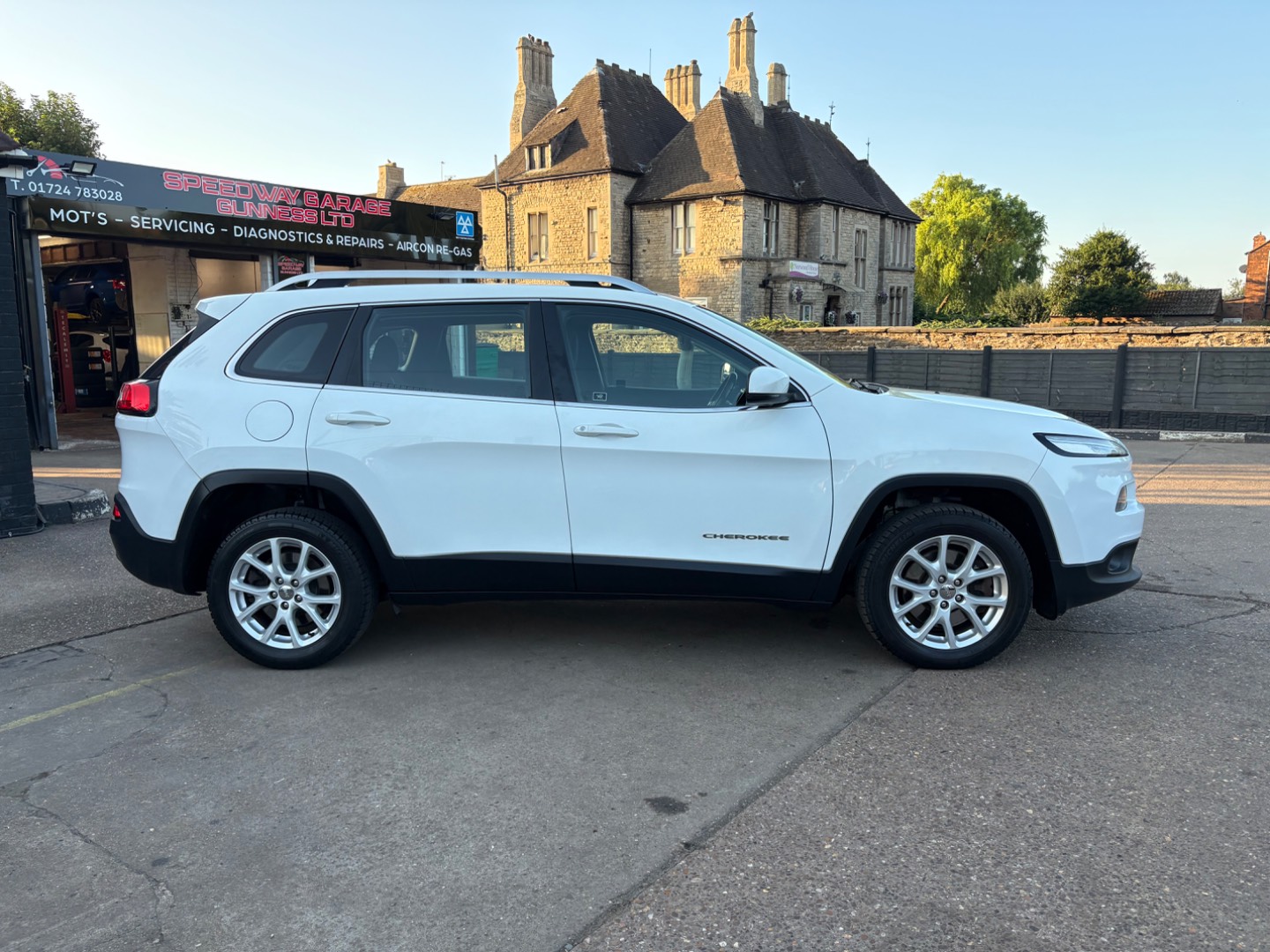 Jeep Cherokee