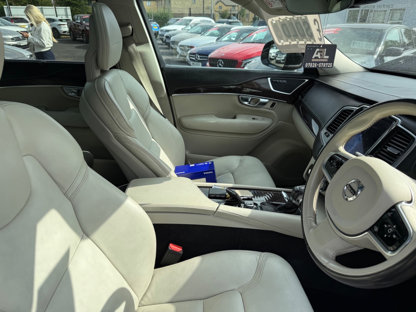 Volvo XC90
