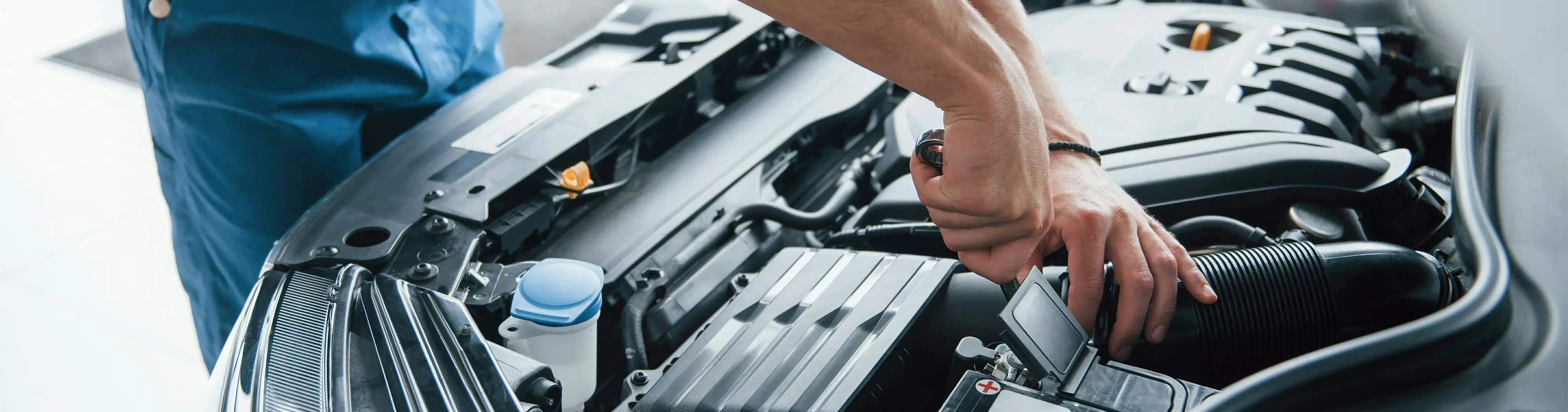 Book Your MOT or Service at Rickmansworth Sports Cars