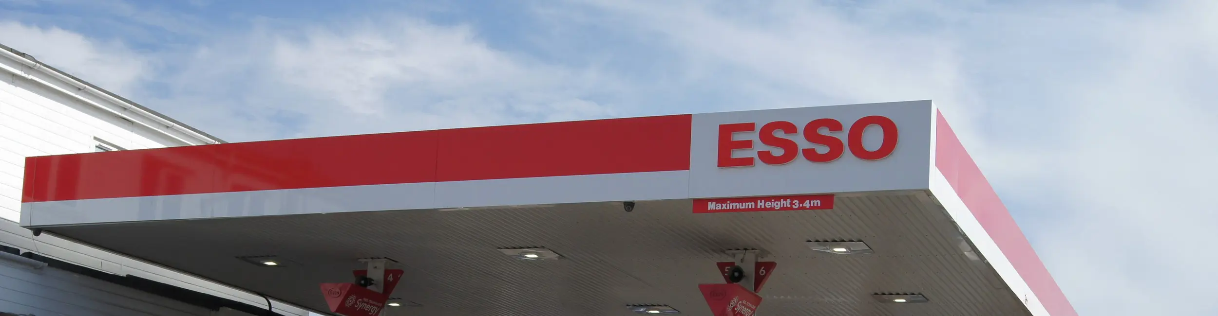 Quality Esso Fuel and Convenience in Littlehampton